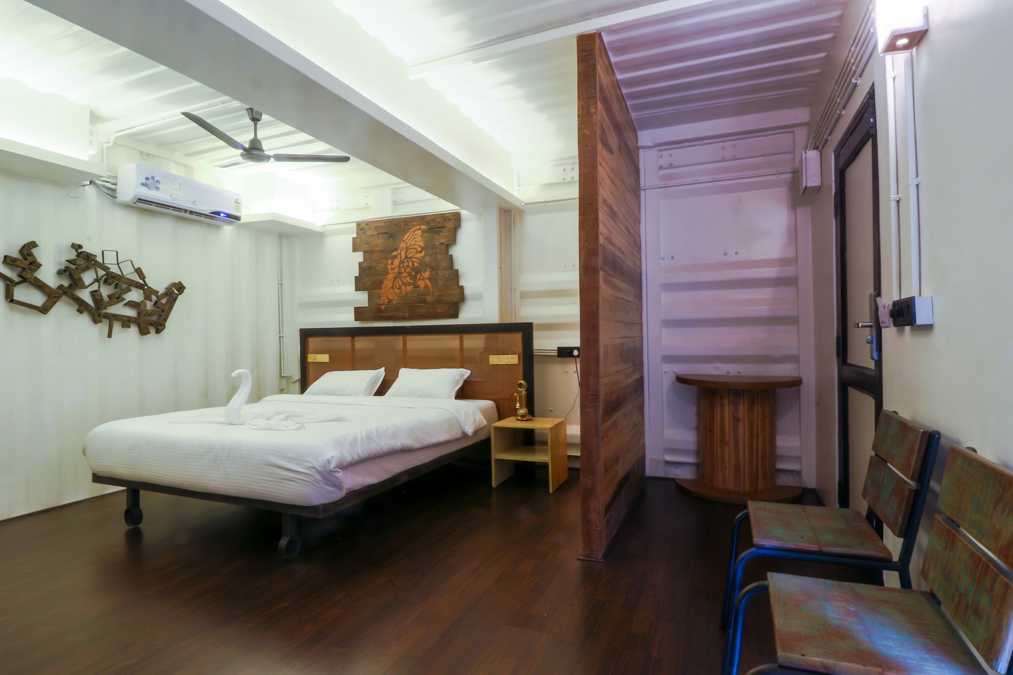 Beach Box Hotel Baga Gosavvy Collection Exterior foto